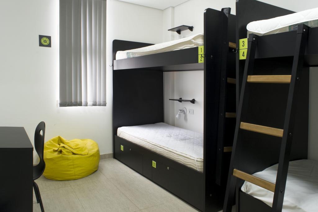 Aki Hostel เซาเปาโล ภายนอก รูปภาพ