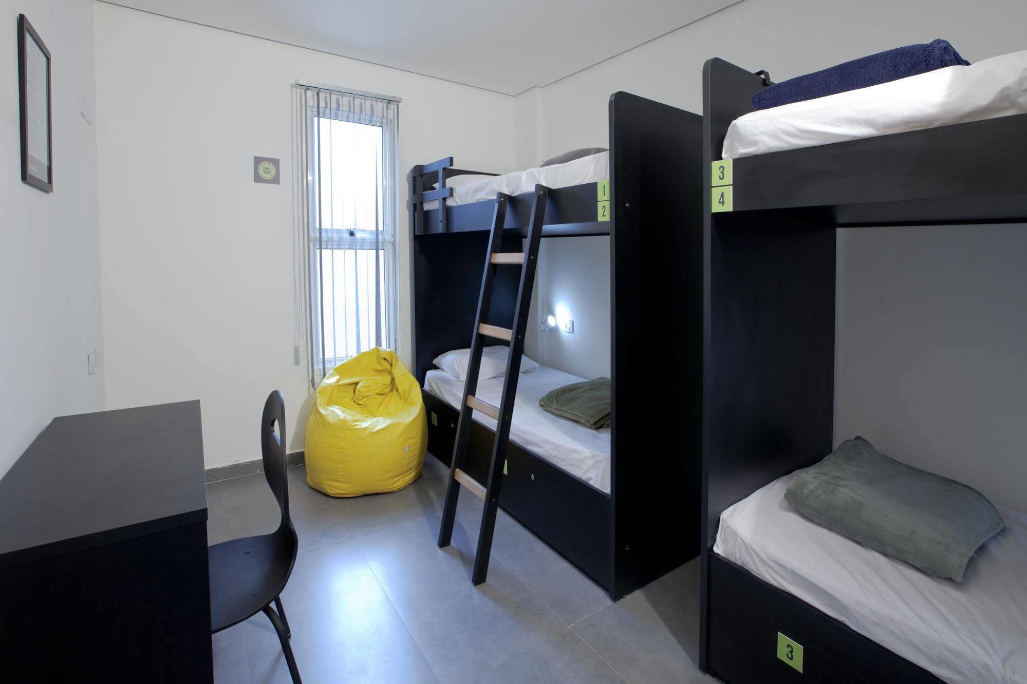Aki Hostel เซาเปาโล ภายนอก รูปภาพ