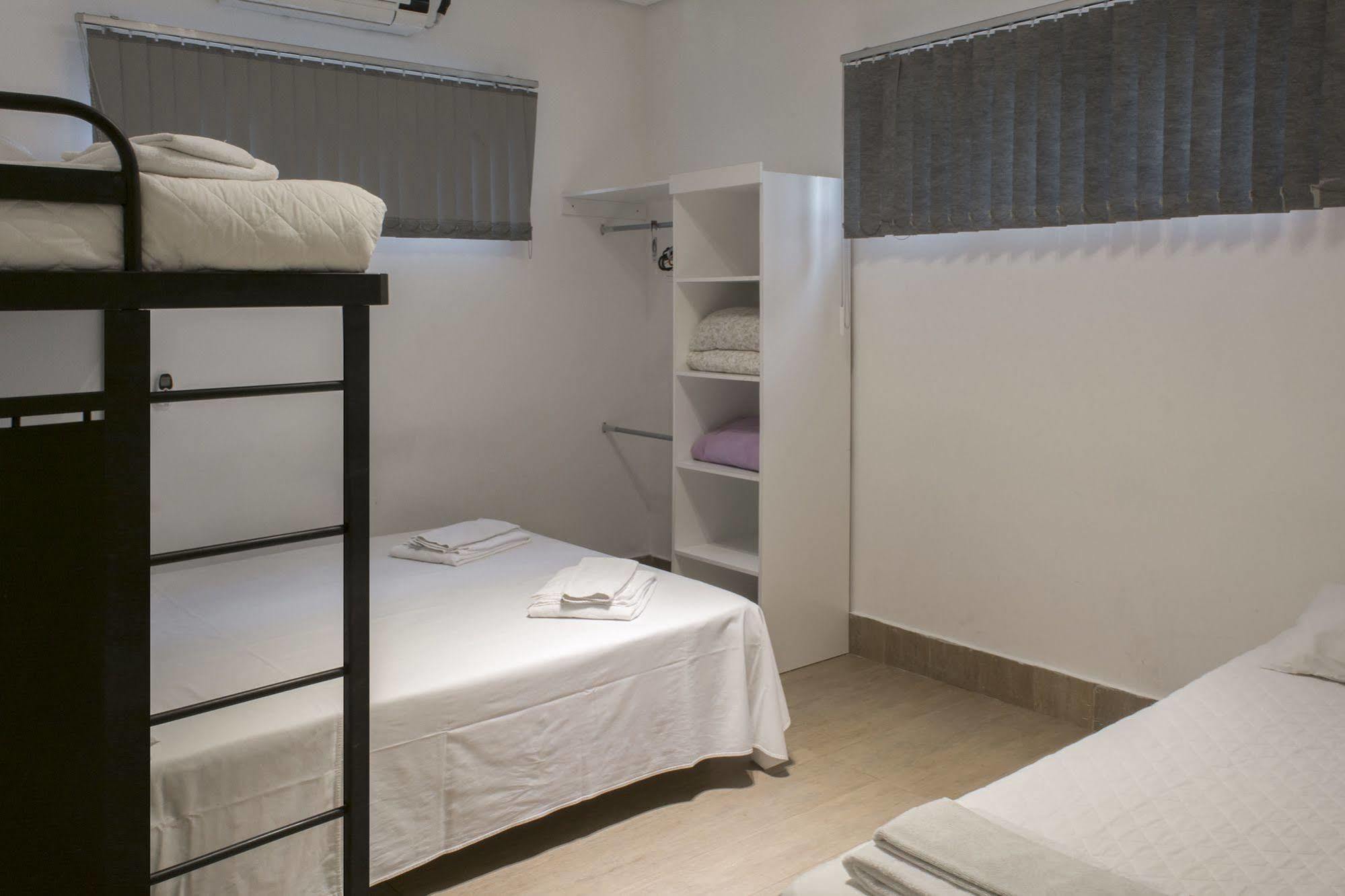 Aki Hostel เซาเปาโล ภายนอก รูปภาพ
